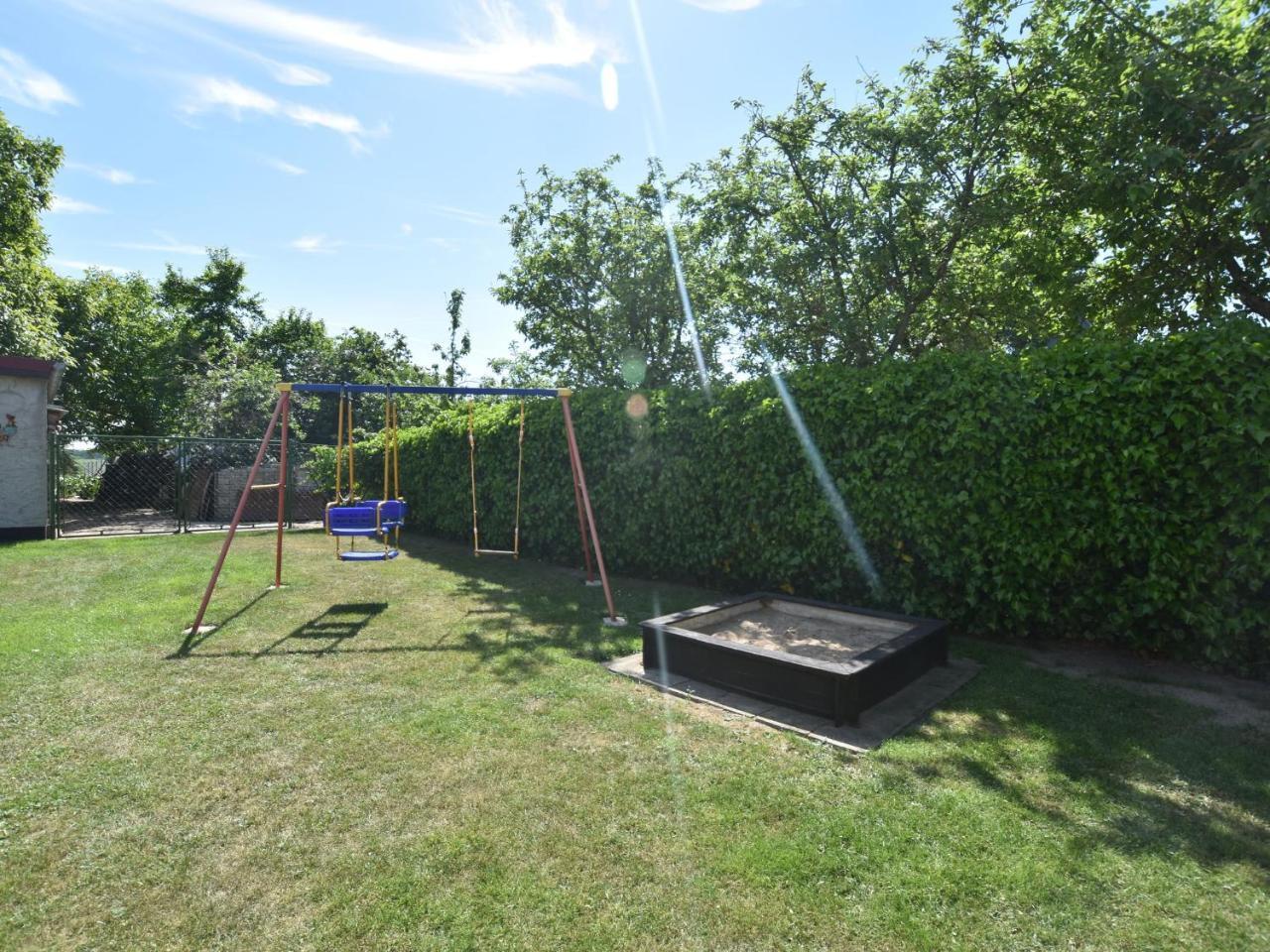 Spacious Holiday Home In Krusenhagen With Garden 外观 照片